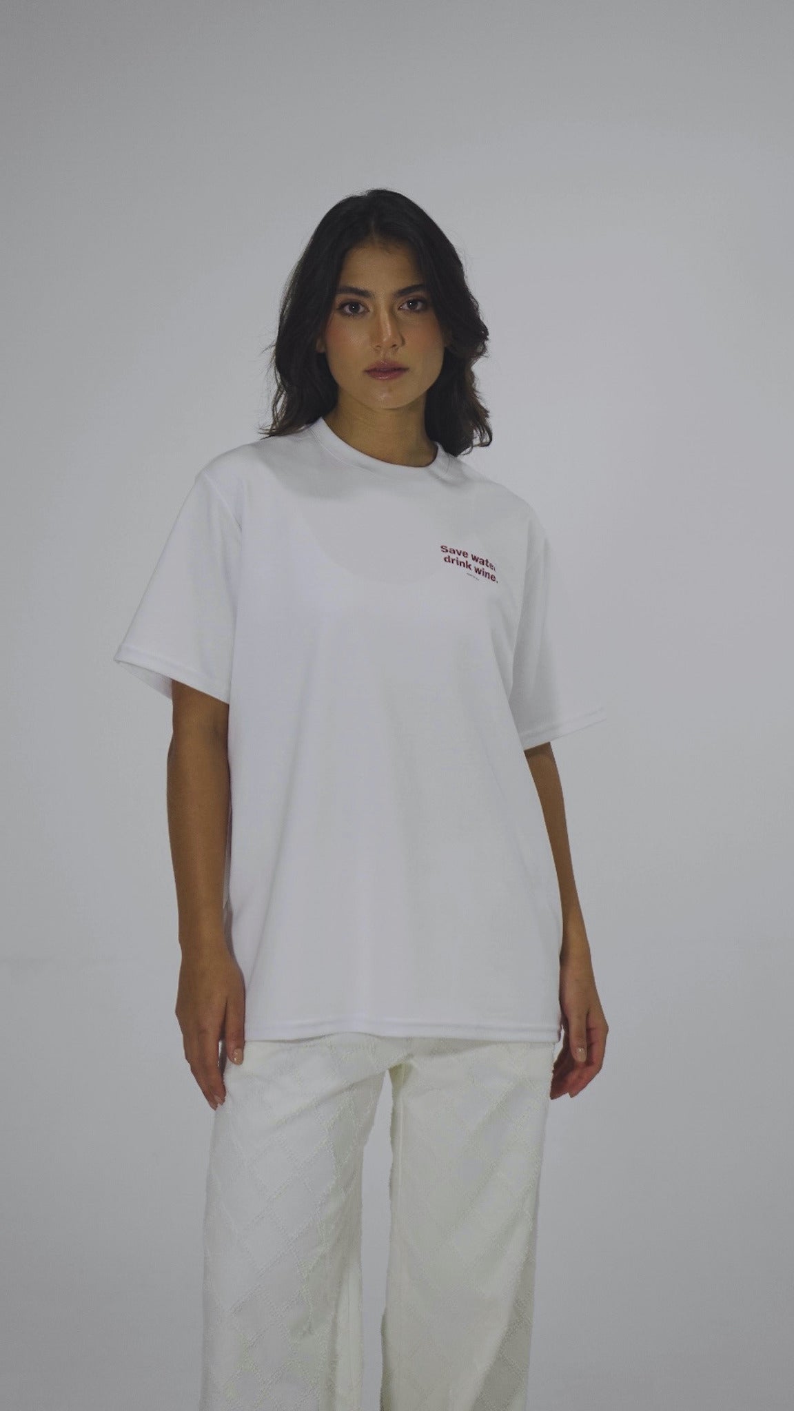 Camiseta estampada "Save water, drink wine."