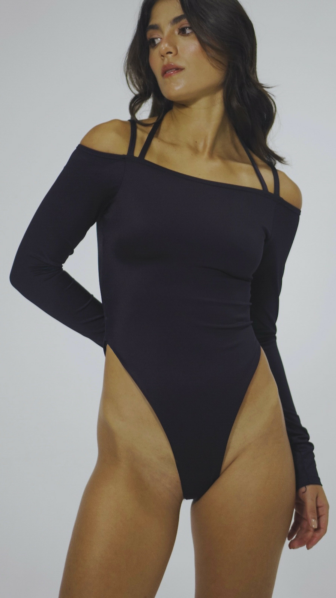 BODY OFF SHOULDER