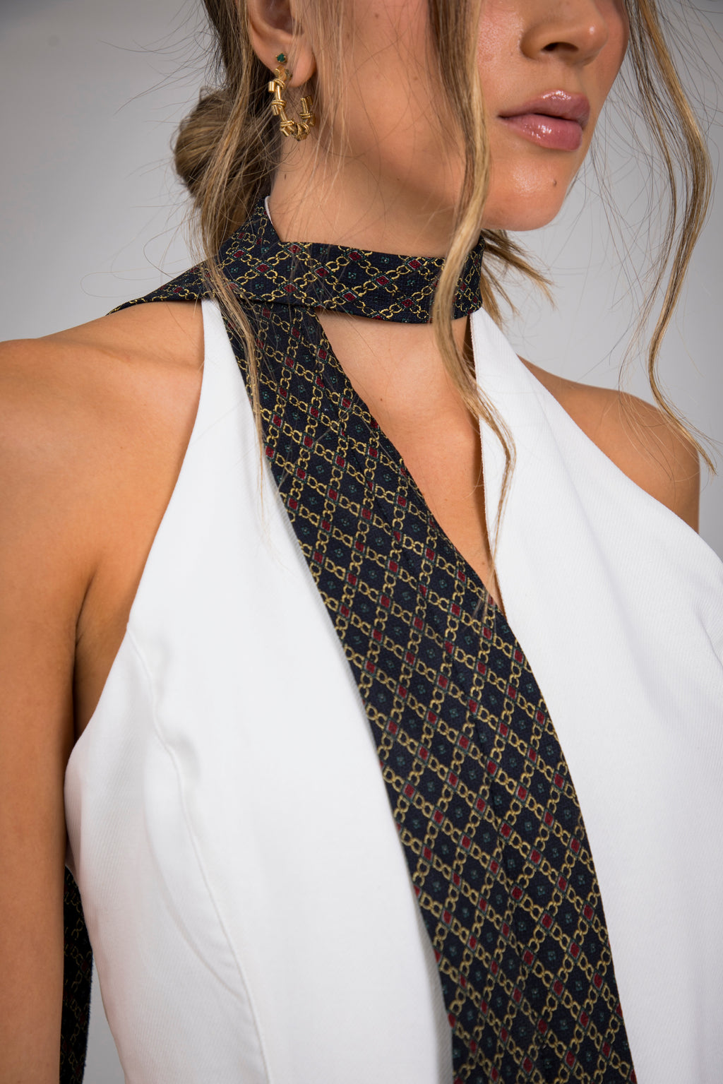 COLLECTIBLE TIE TOP - 05