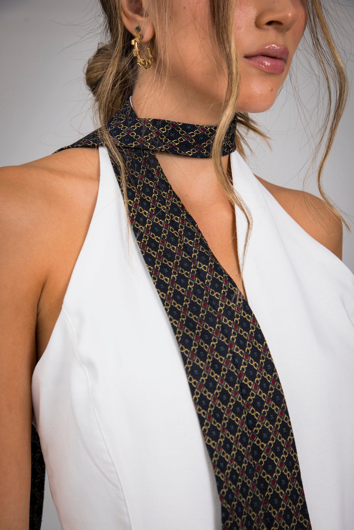 COLLECTIBLE TIE TOP - 05