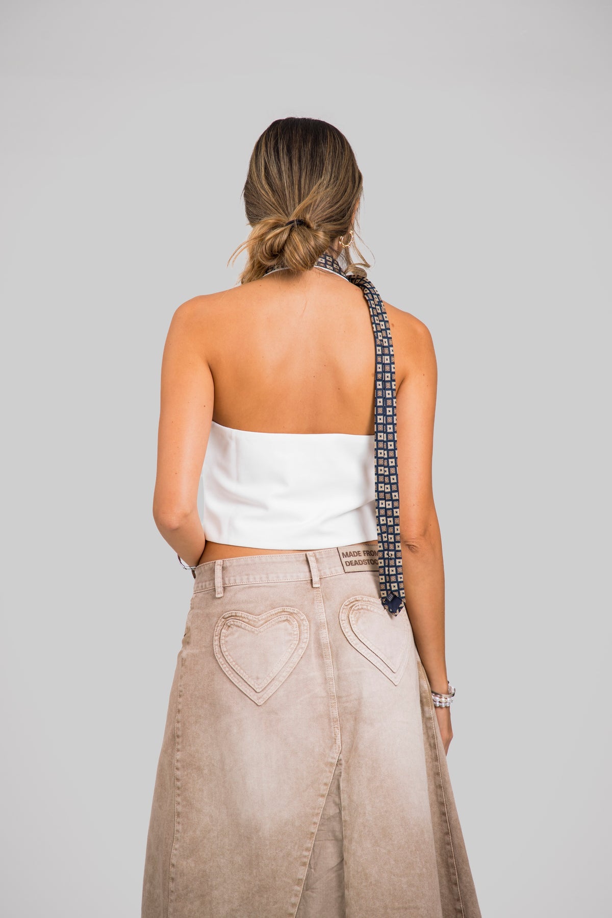 COLLECTIBLE TIE TOP - 02