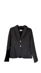 10. Statement Blazer Gris